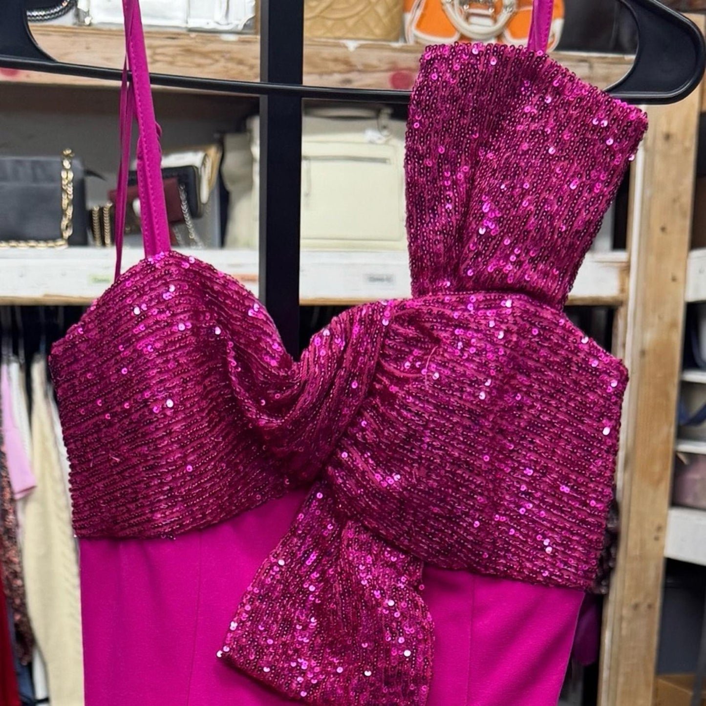Morgan & Co. Elegant Pink Evening Dress