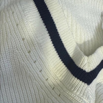 On 34th Women’s Plus Size Ivory V-Neck Ribbed Sweater